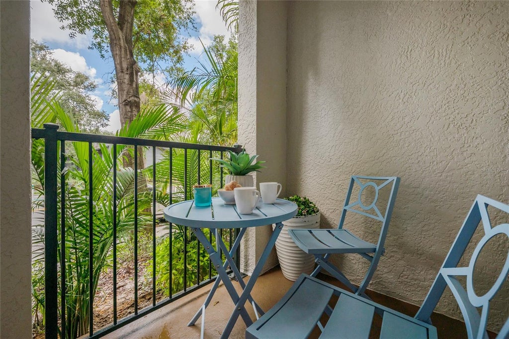 Photo of 402 S Armenia Avenue #114, Tampa, FL 33609 (MLS # TB8552044)
