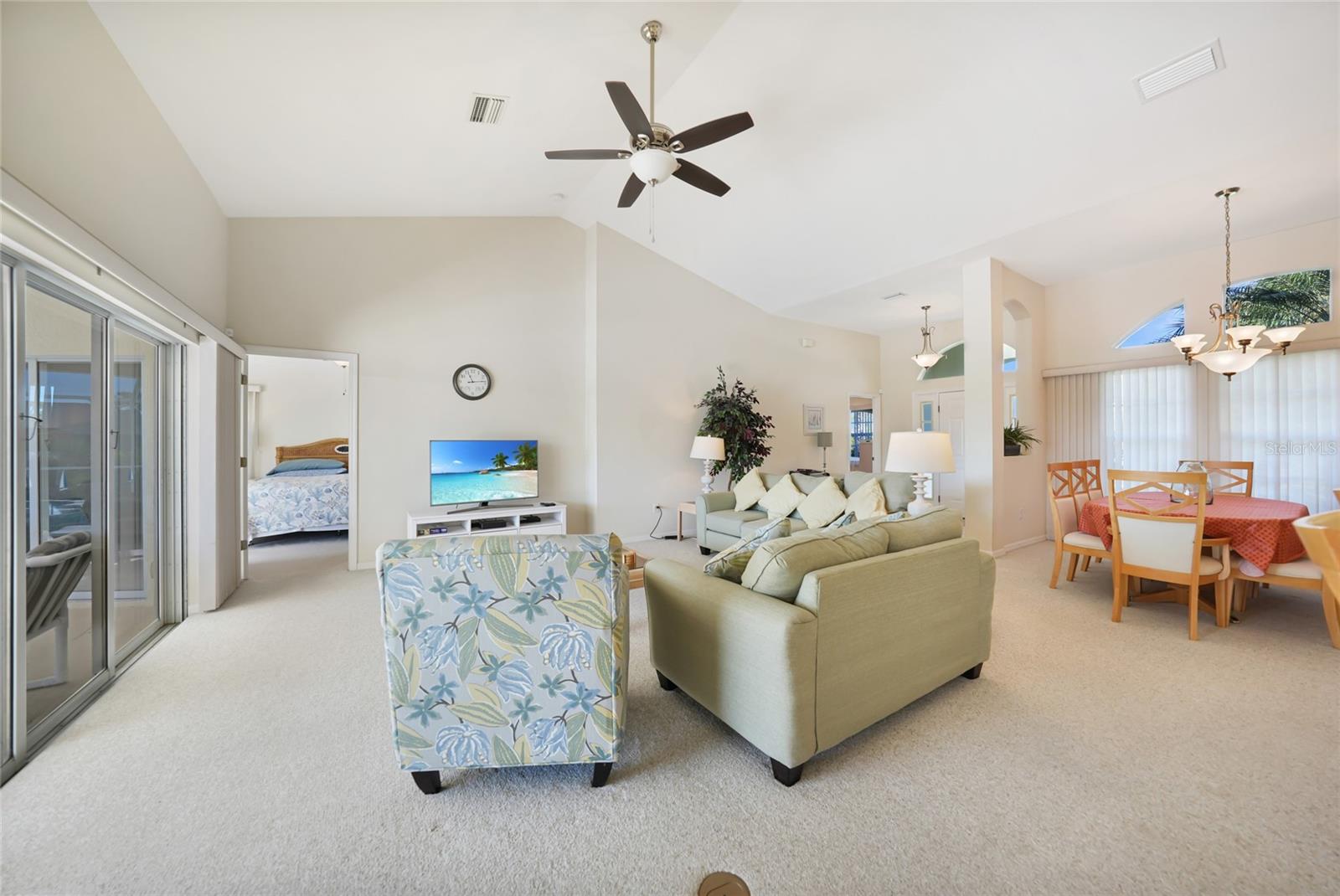 ROTONDA PINE VALLEY - Residential