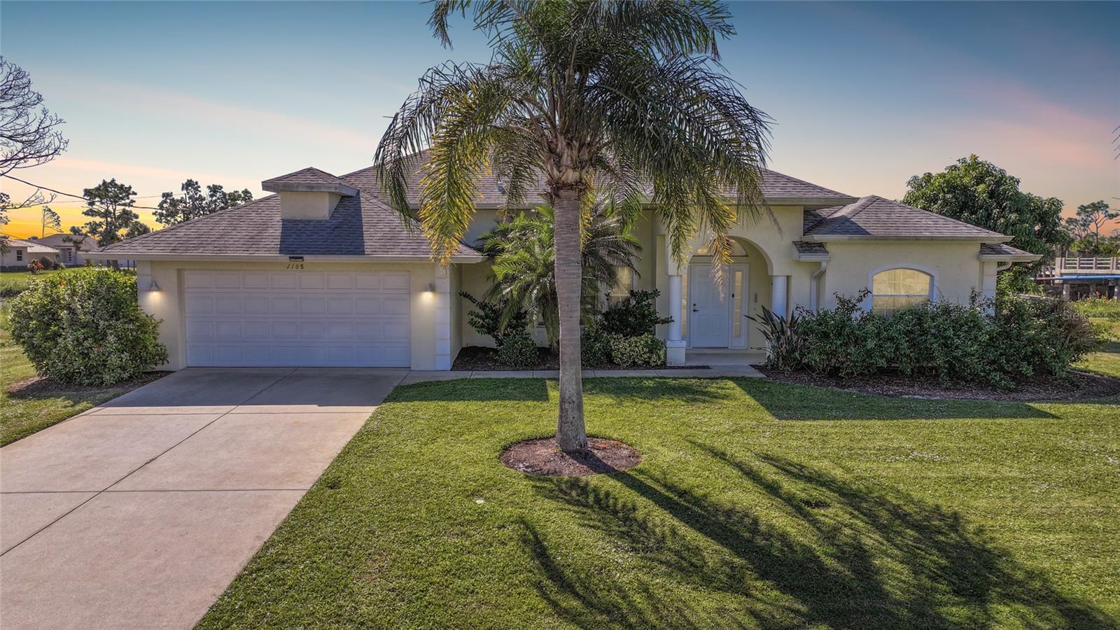 1185, 1183,1187 ROTONDA CIRCLE