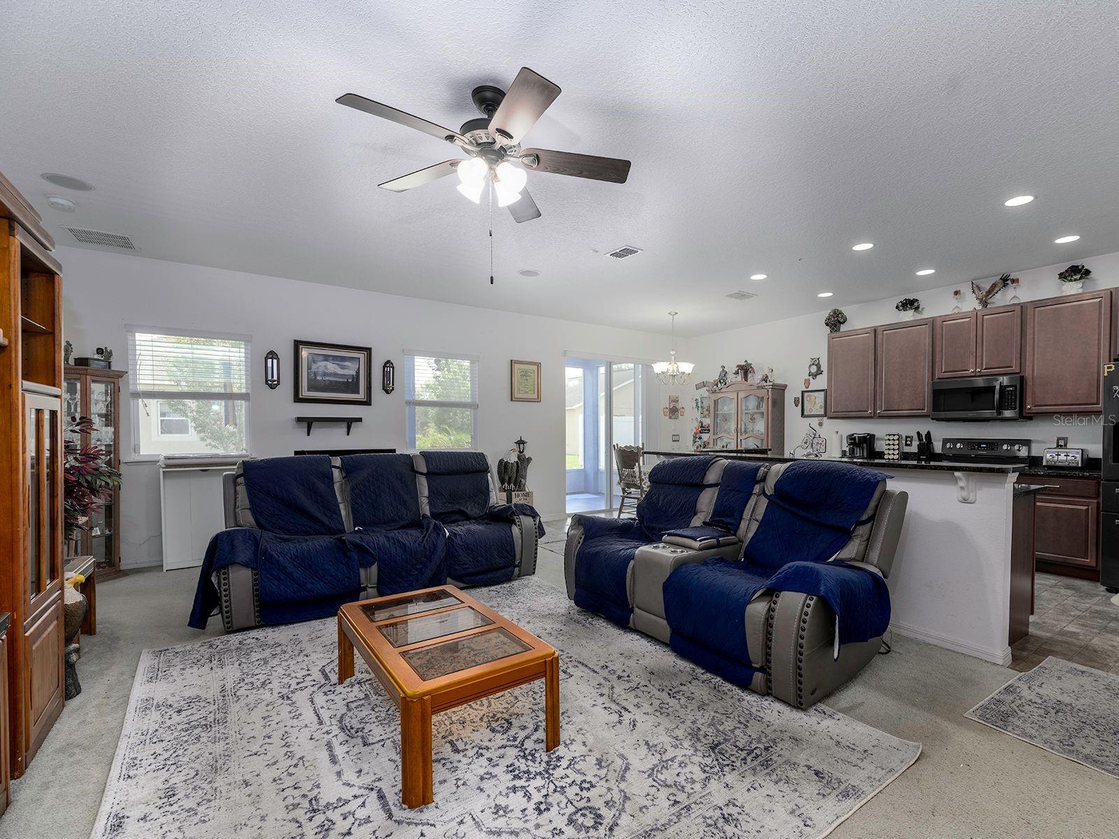 CHARLESTON PARK - Residential