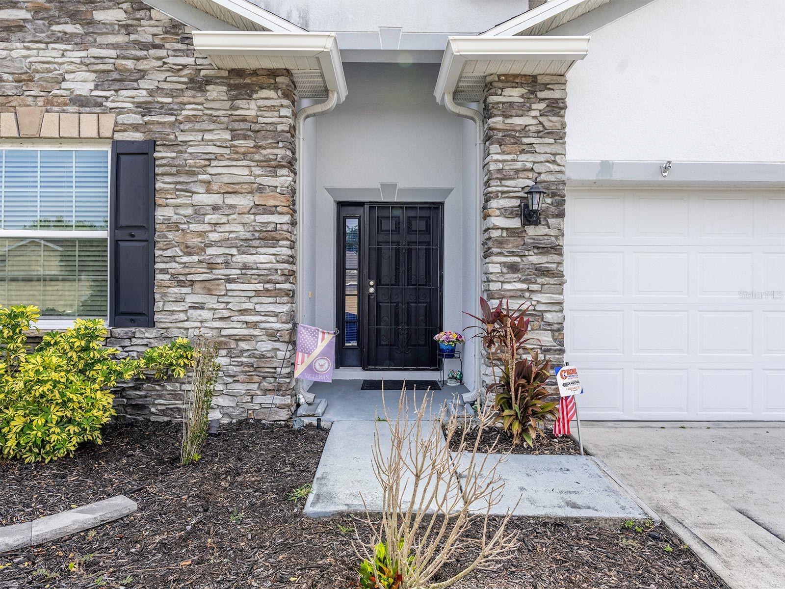 CHARLESTON PARK - Residential