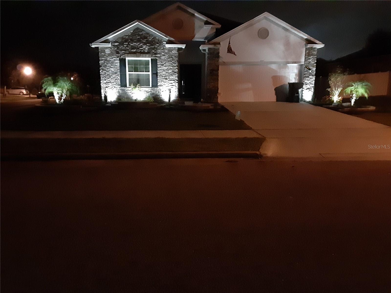 CHARLESTON PARK - Residential