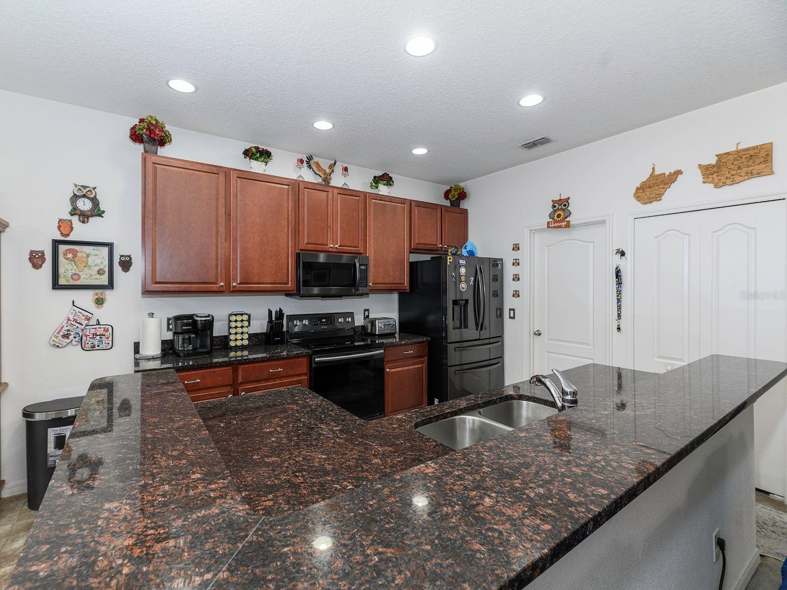 CHARLESTON PARK - Residential