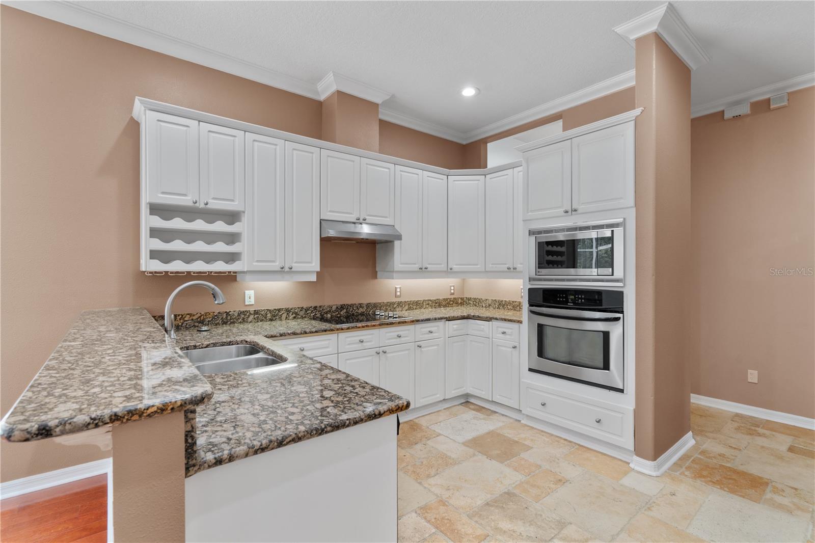 BENTLEY CLUB AT BENTLEY GREEN - Residential