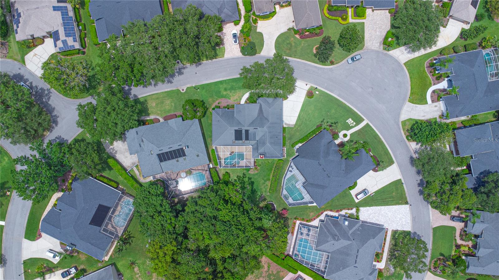BENTLEY CLUB AT BENTLEY GREEN - Residential