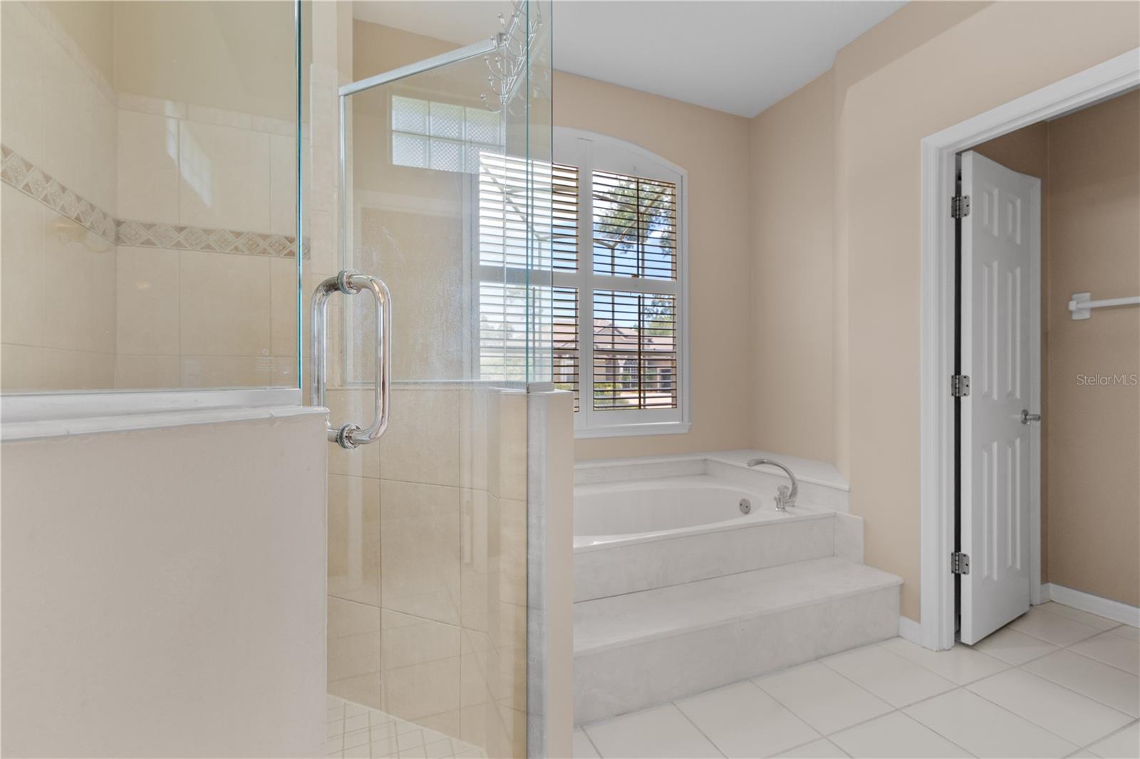 BENTLEY CLUB AT BENTLEY GREEN - Residential