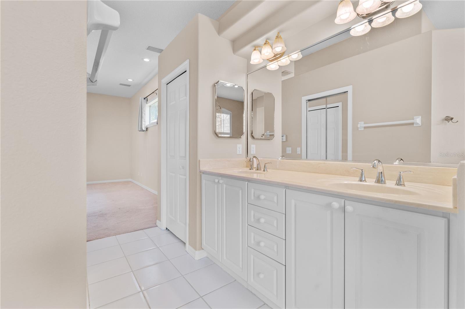 BENTLEY CLUB AT BENTLEY GREEN - Residential
