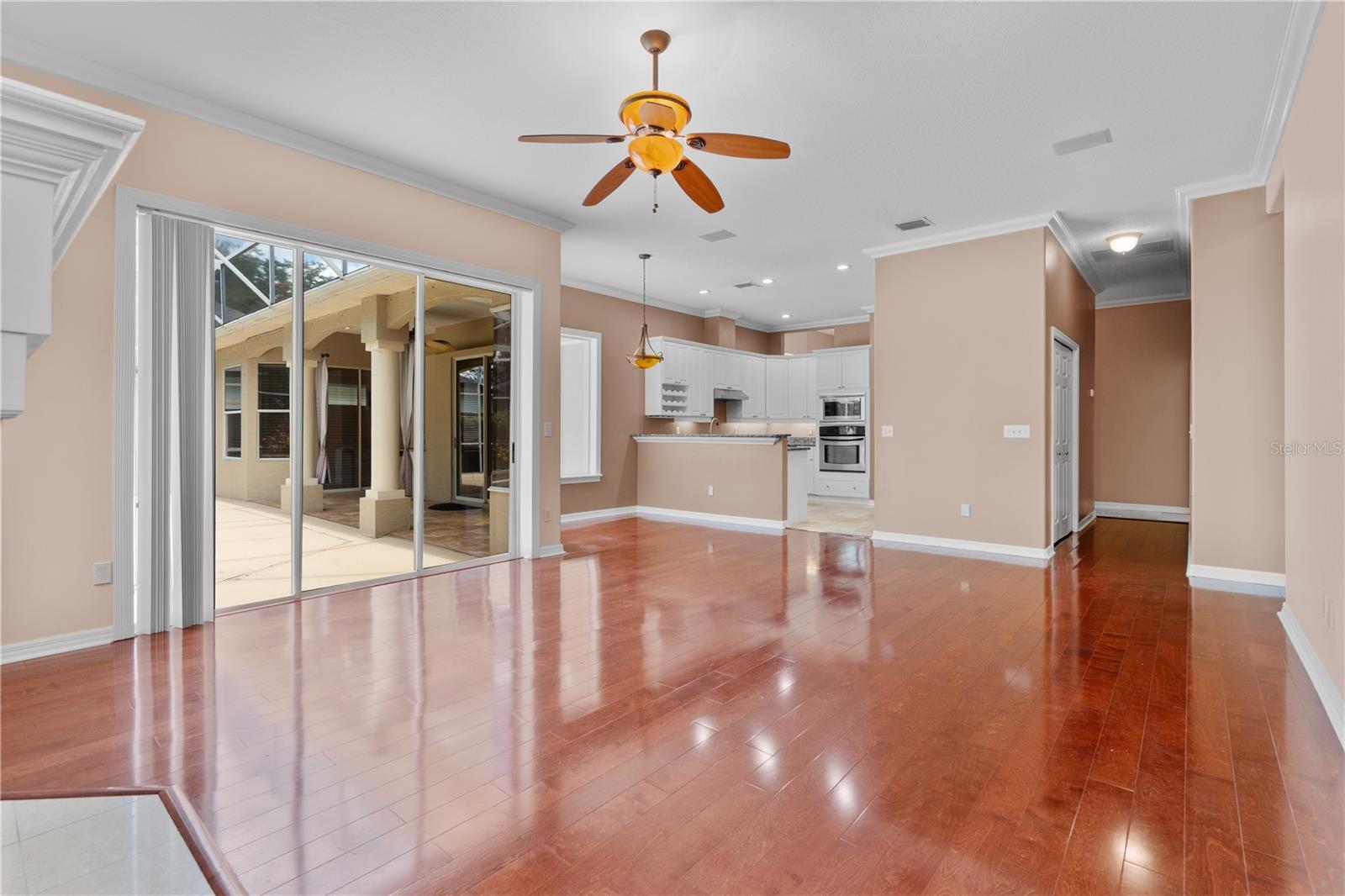 BENTLEY CLUB AT BENTLEY GREEN - Residential