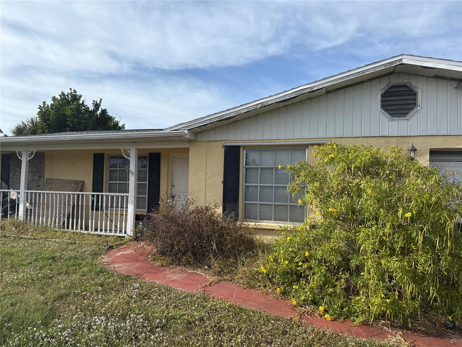 SOUTH VENICE - Residential