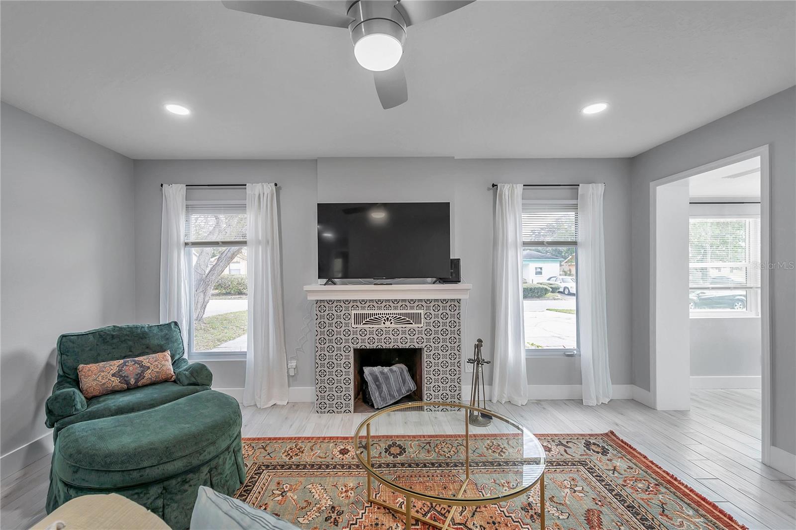 ANNHURST - Residential