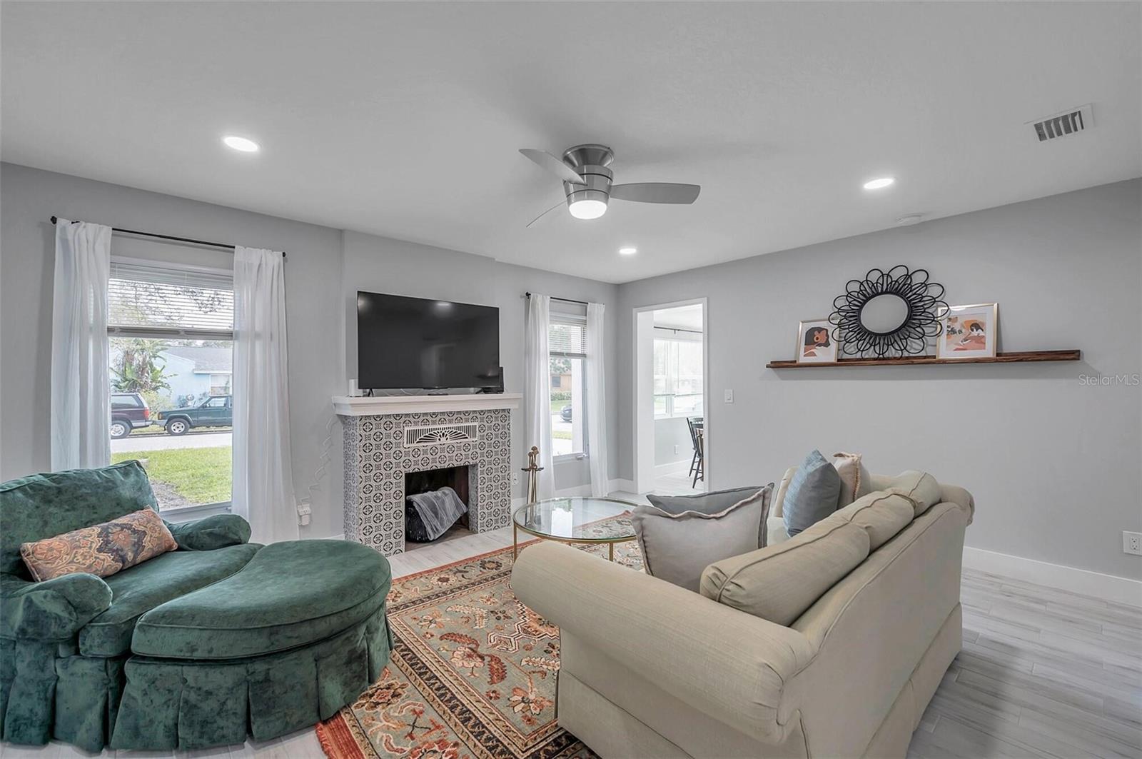 ANNHURST - Residential