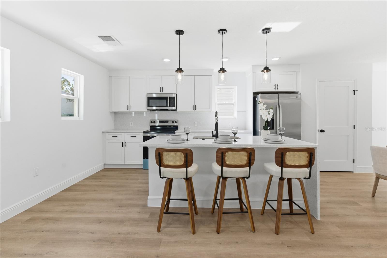 RIVER RIDGE - Residential