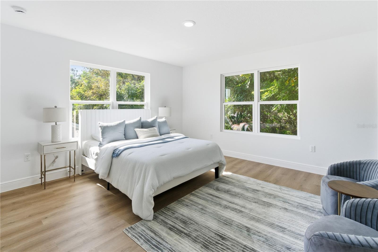 RIVER RIDGE - Residential