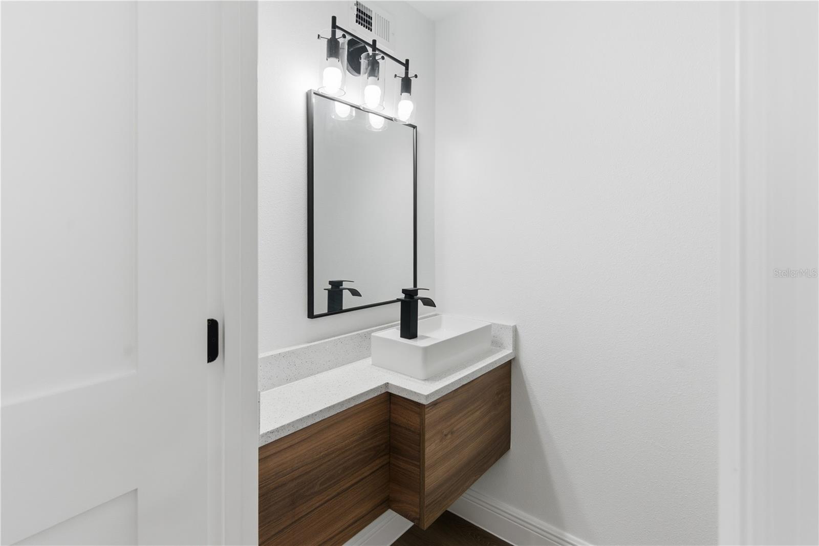 RIVER RIDGE - Residential