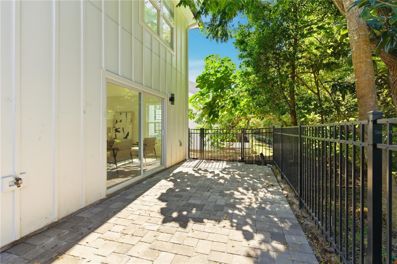 RIVER RIDGE - Residential