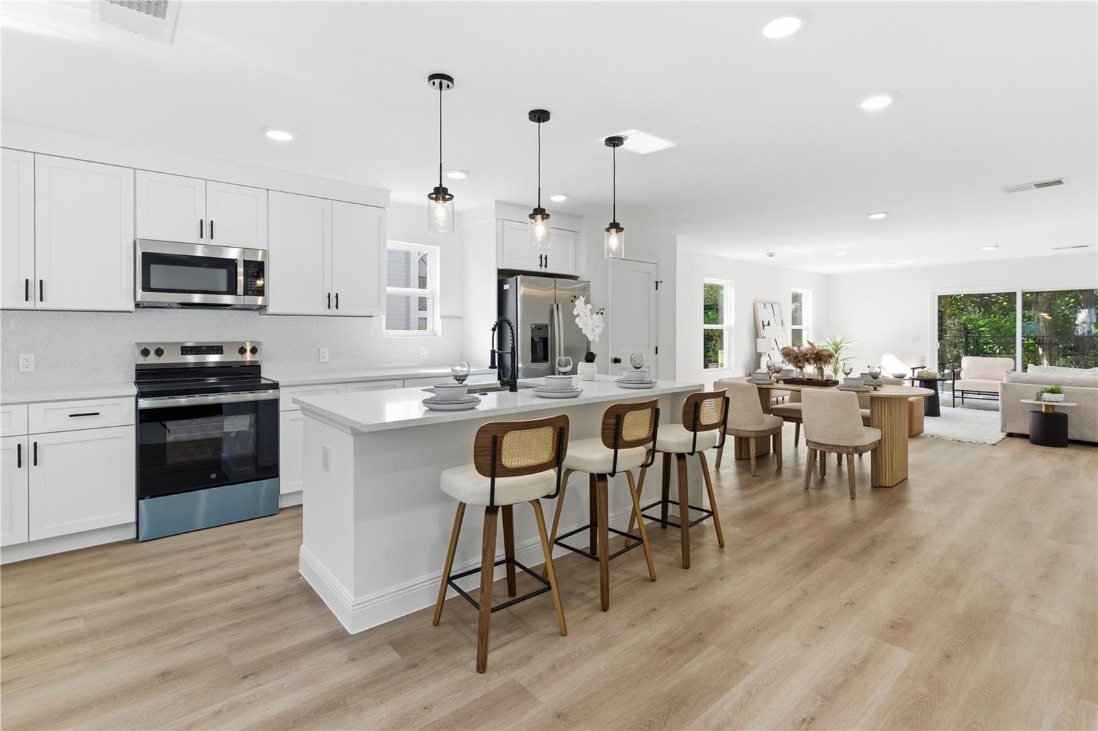 RIVER RIDGE - Residential