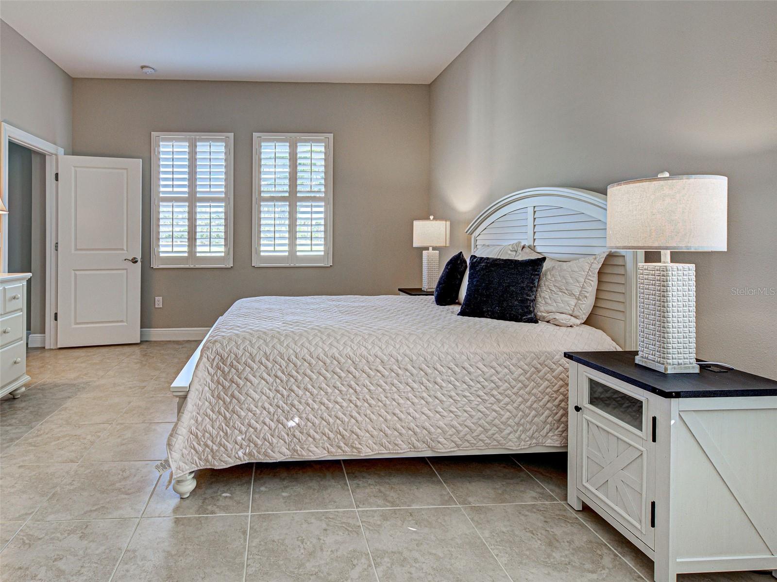 SARASOTA NATIONAL PH 1A - Residential