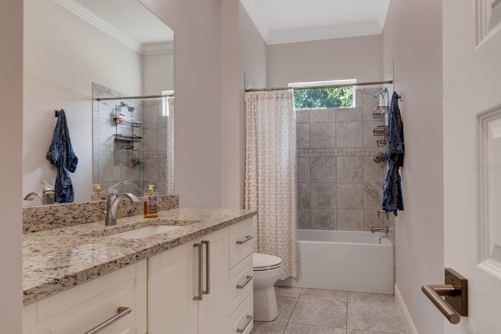 LAKE MABEL SHORES - Residential