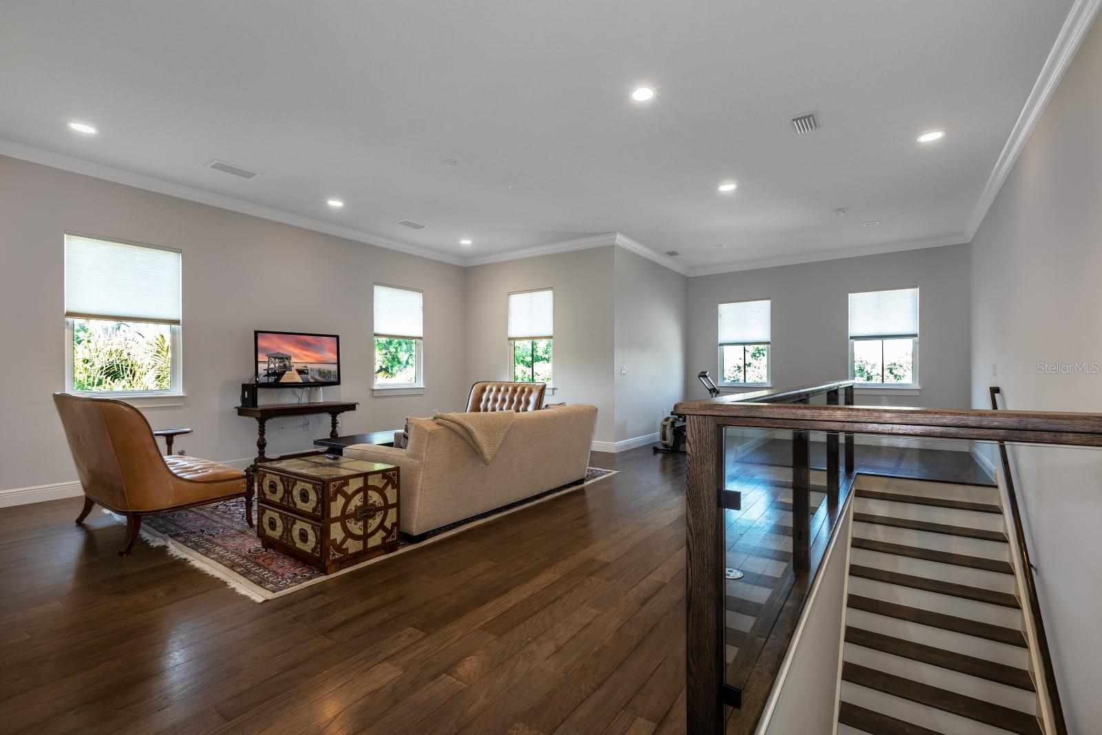 LAKE MABEL SHORES - Residential