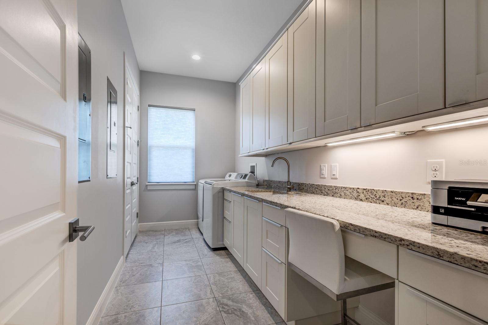 LAKE MABEL SHORES - Residential