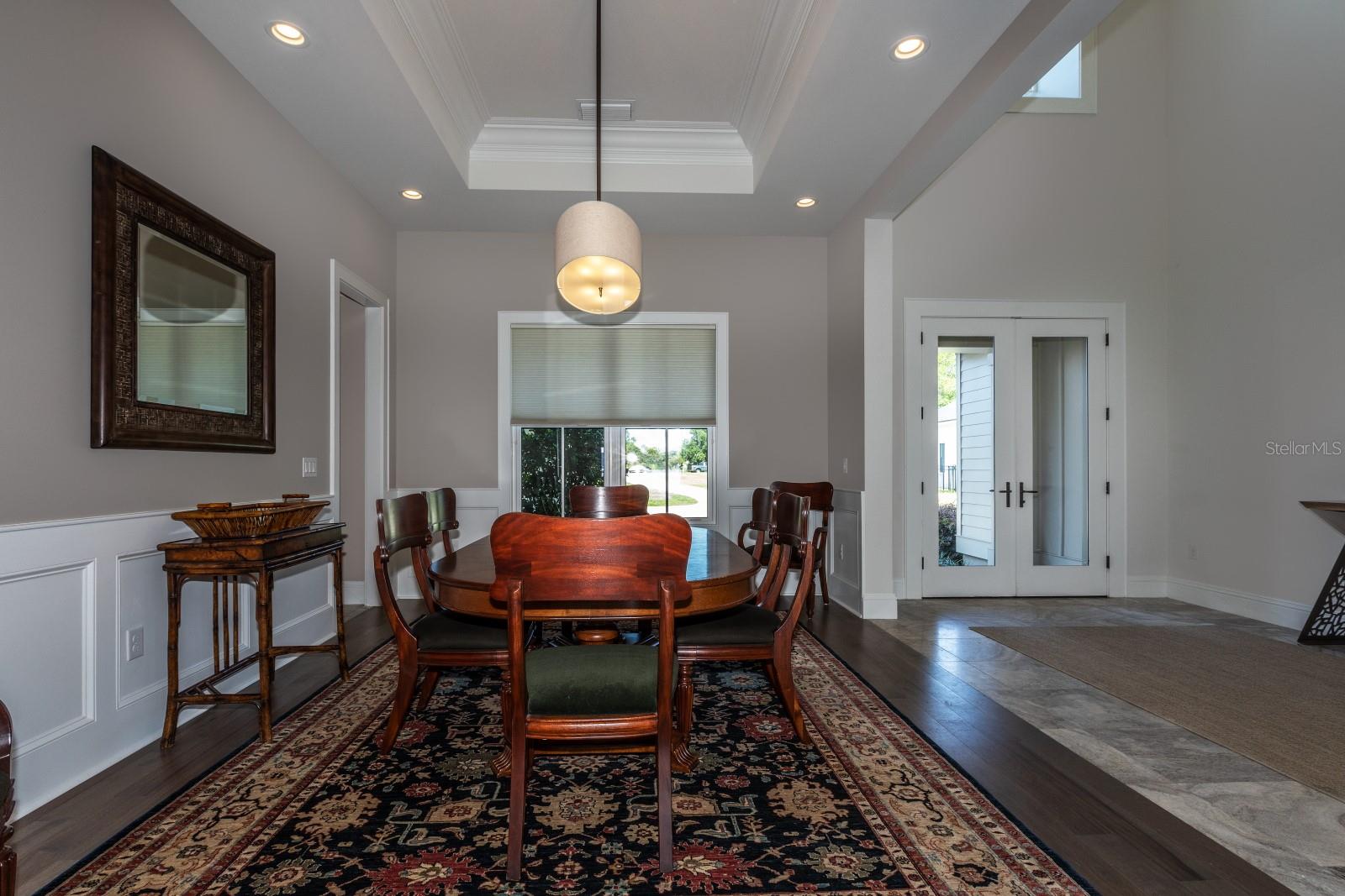 LAKE MABEL SHORES - Residential