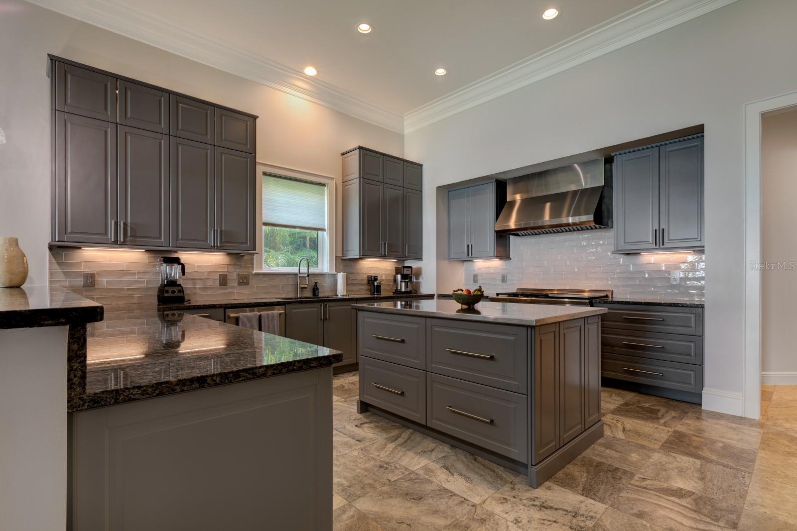 LAKE MABEL SHORES - Residential