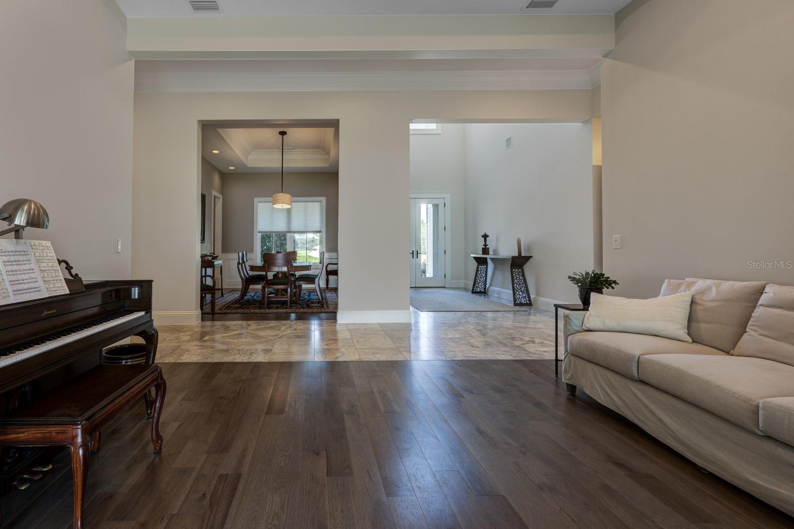 LAKE MABEL SHORES - Residential