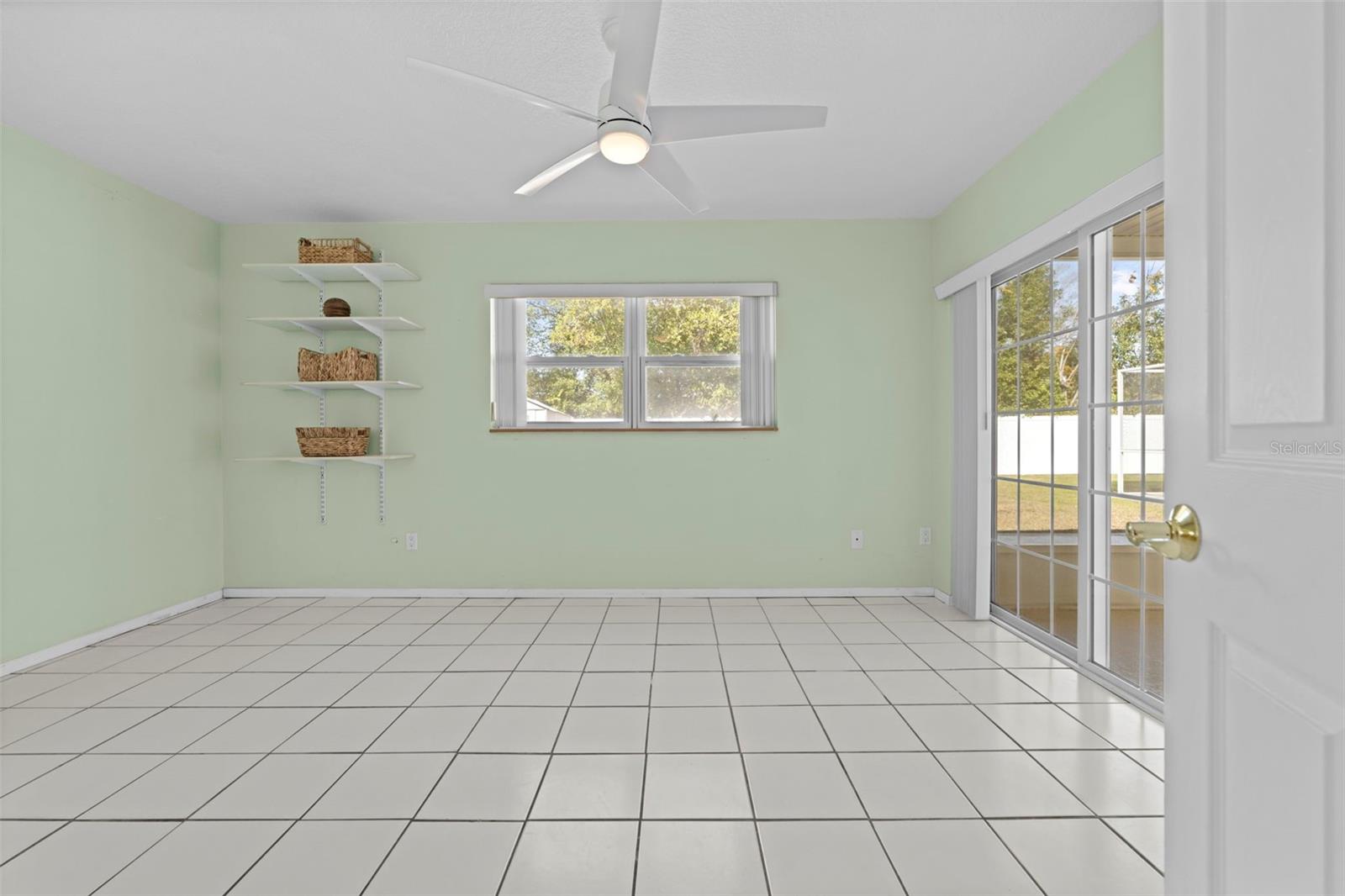 SPRING HILL - Residential