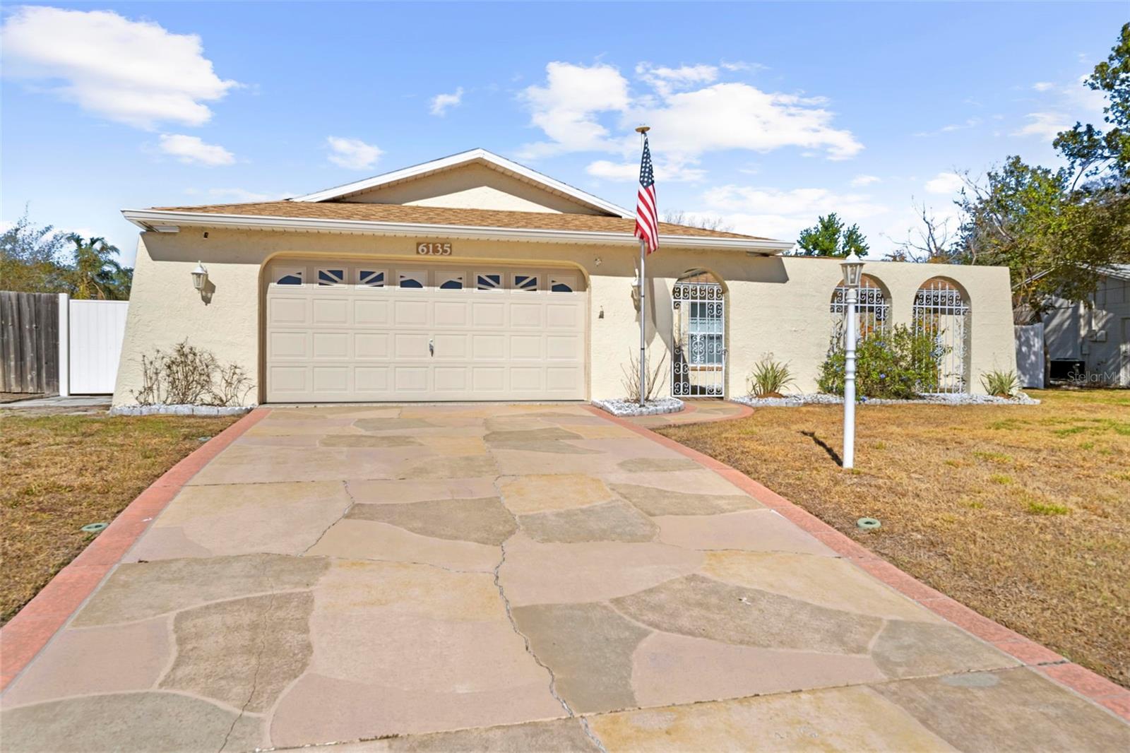 SPRING HILL - Residential