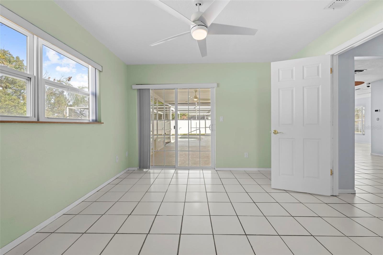 SPRING HILL - Residential