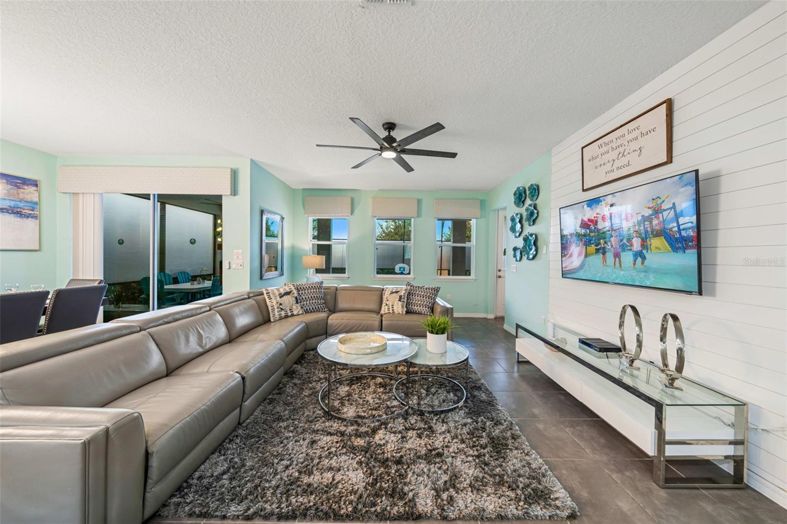 SOLARA RESORT - Residential