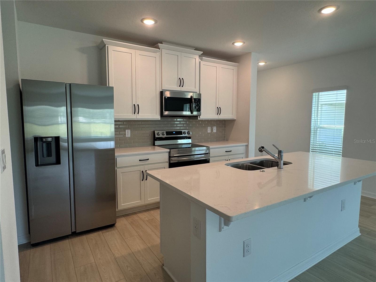 350 THOMPSON VILLAGE AVENUE