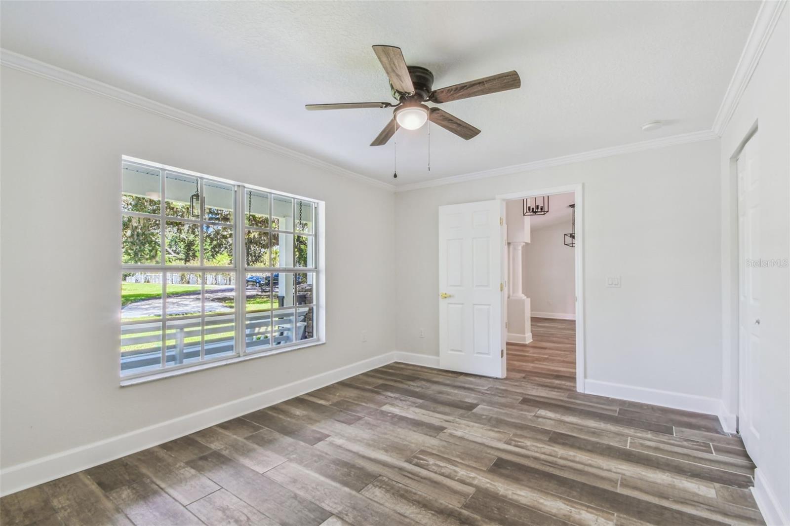 SCANLON COUNTRY ESTATES - Residential