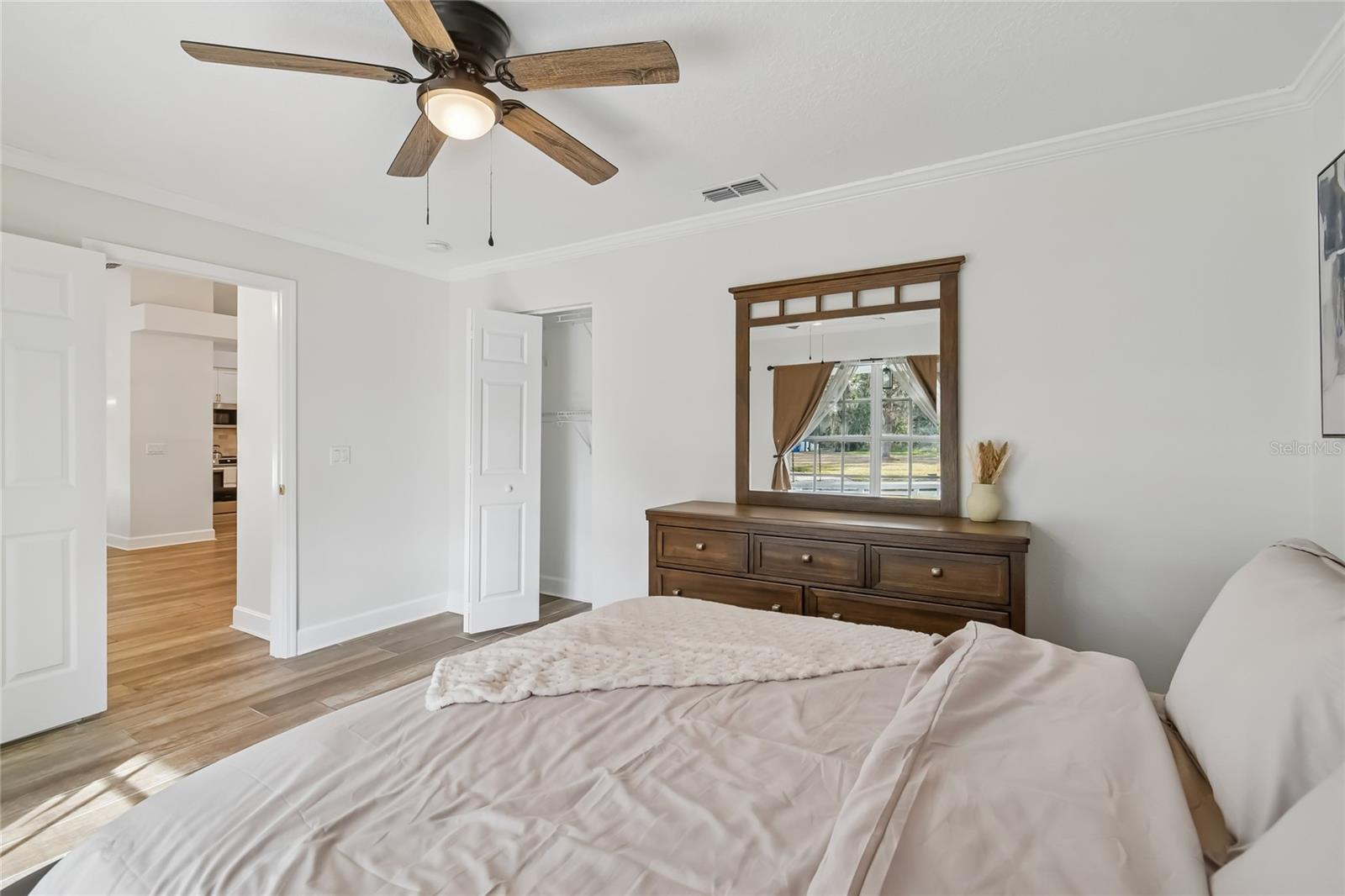 SCANLON COUNTRY ESTATES - Residential