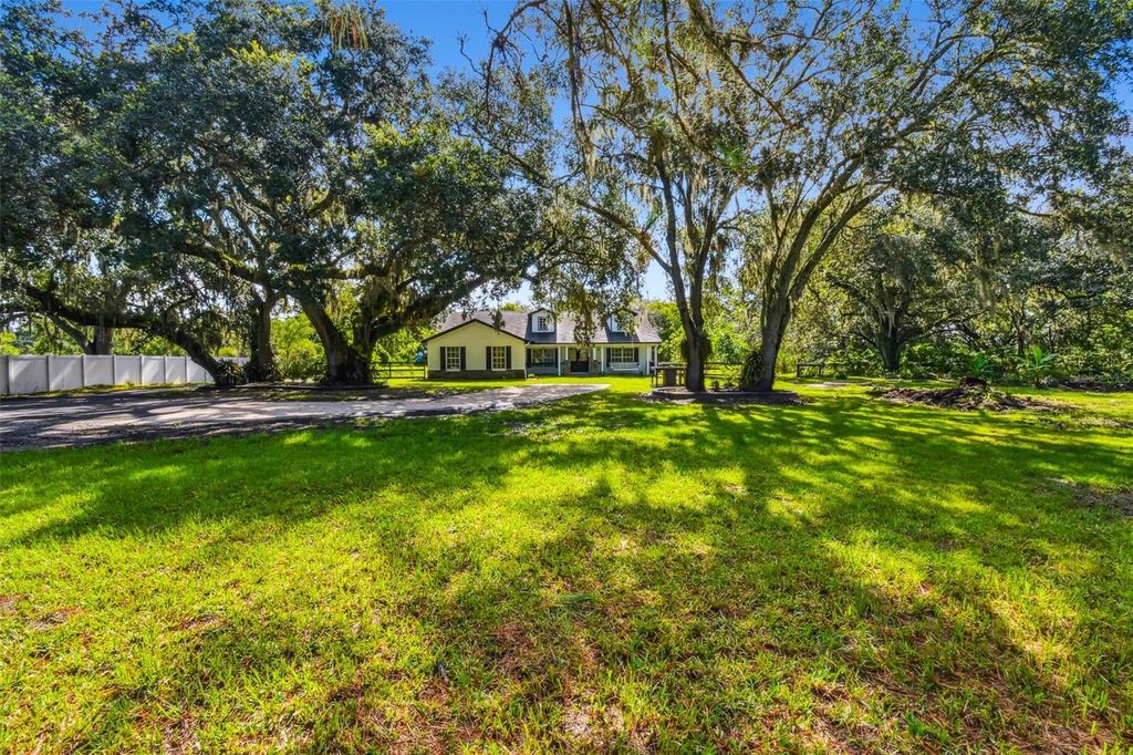 Photo of 2513 N Valrico Road, Seffner, FL 33584 (MLS # TB8417456)