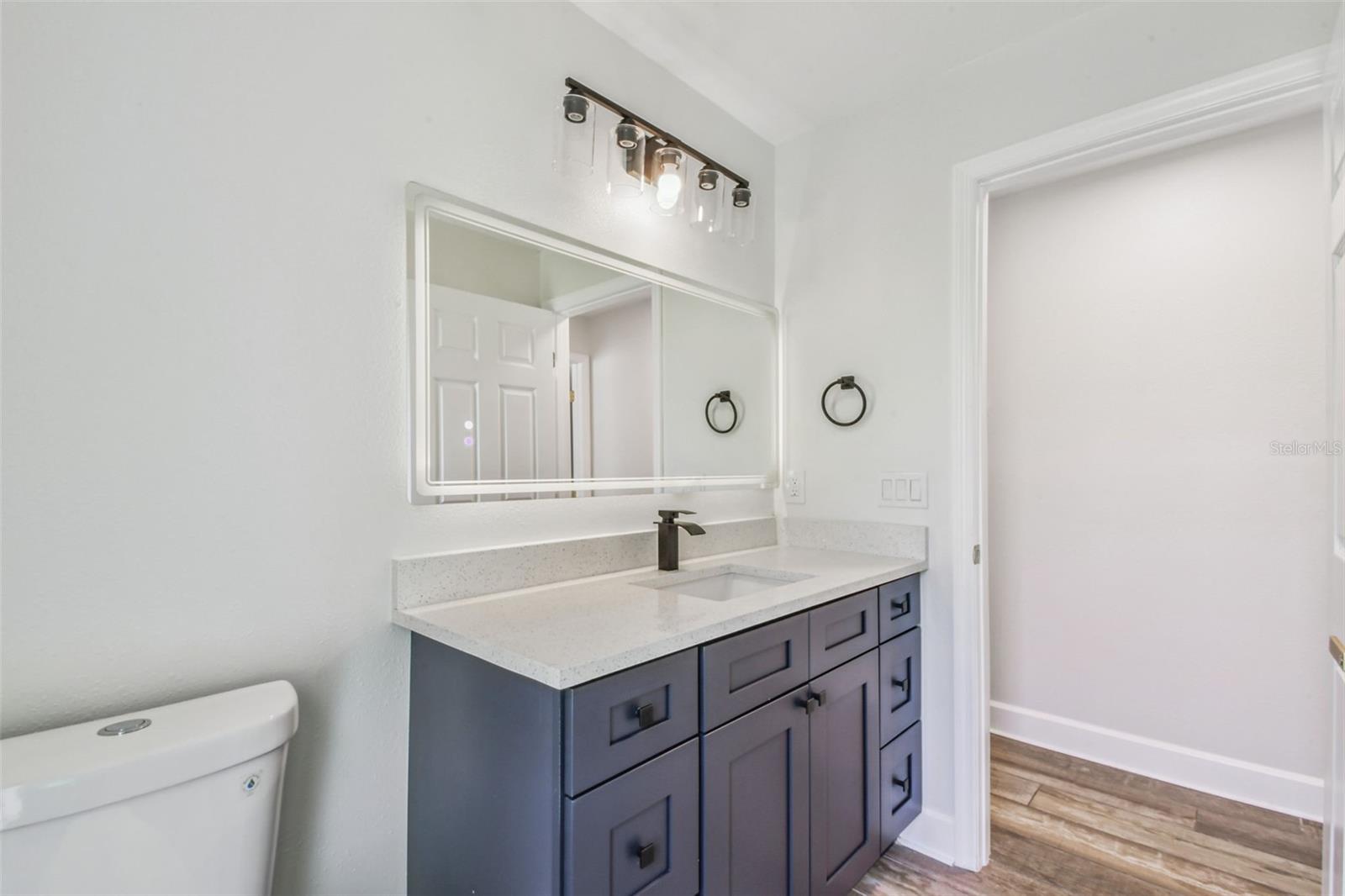 SCANLON COUNTRY ESTATES - Residential