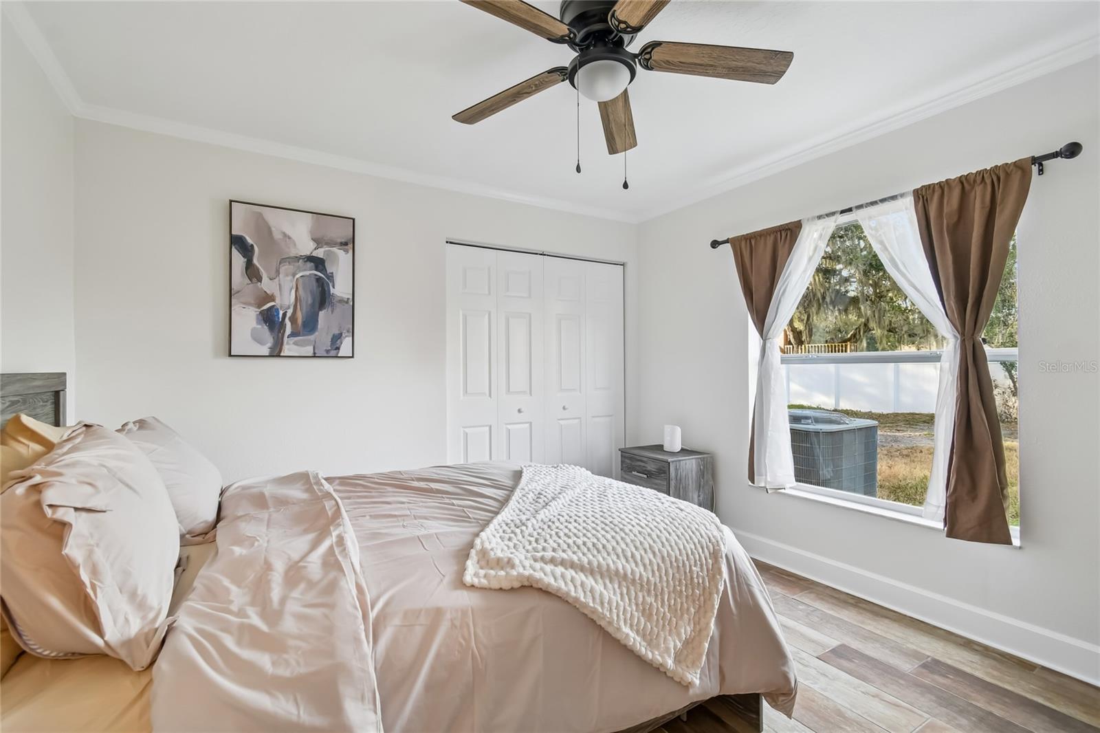 SCANLON COUNTRY ESTATES - Residential