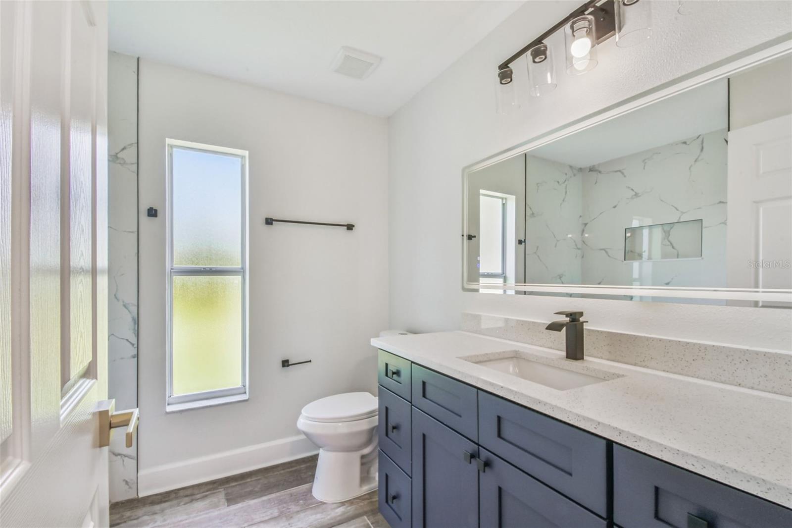 SCANLON COUNTRY ESTATES - Residential