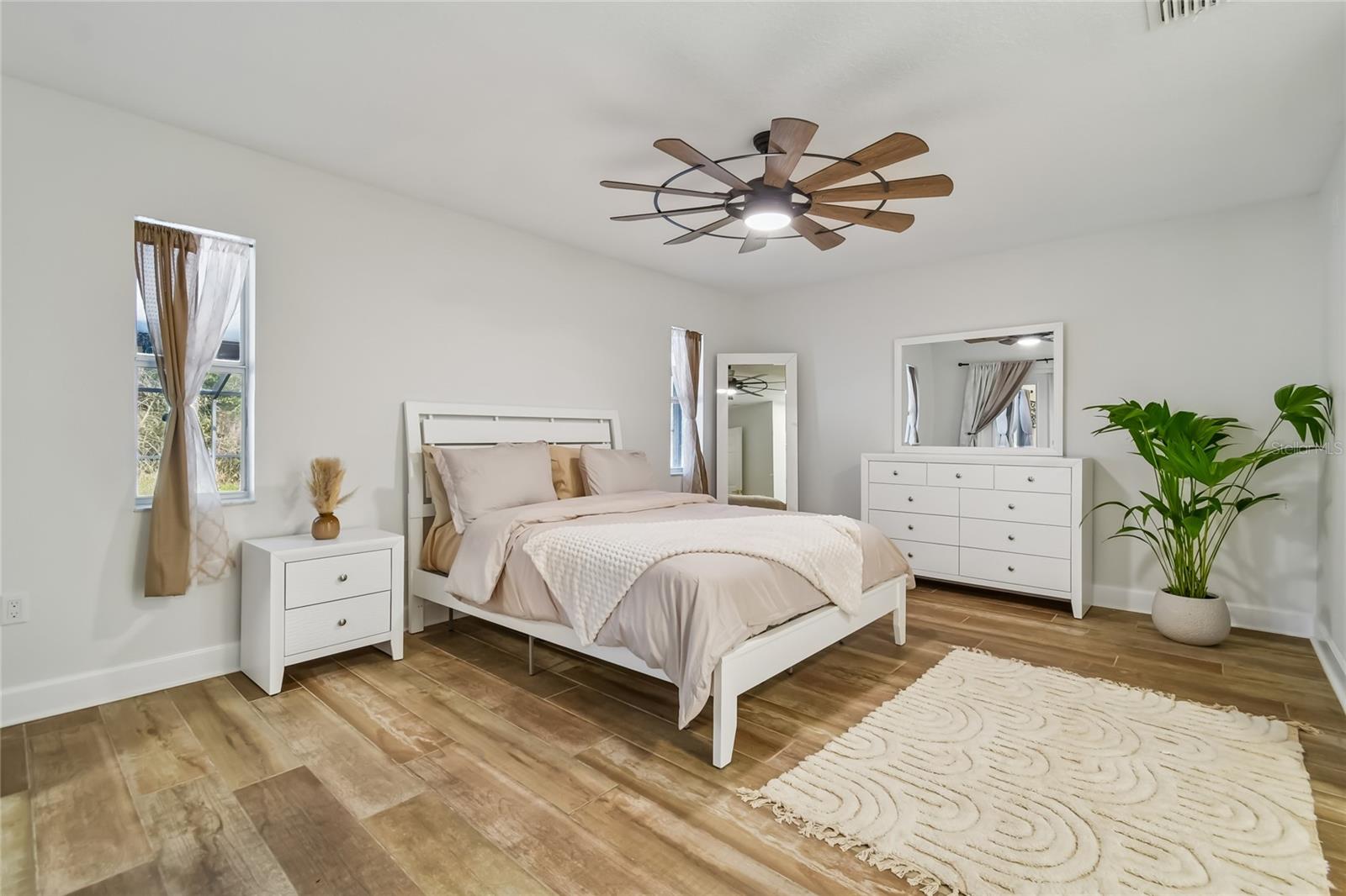 SCANLON COUNTRY ESTATES - Residential