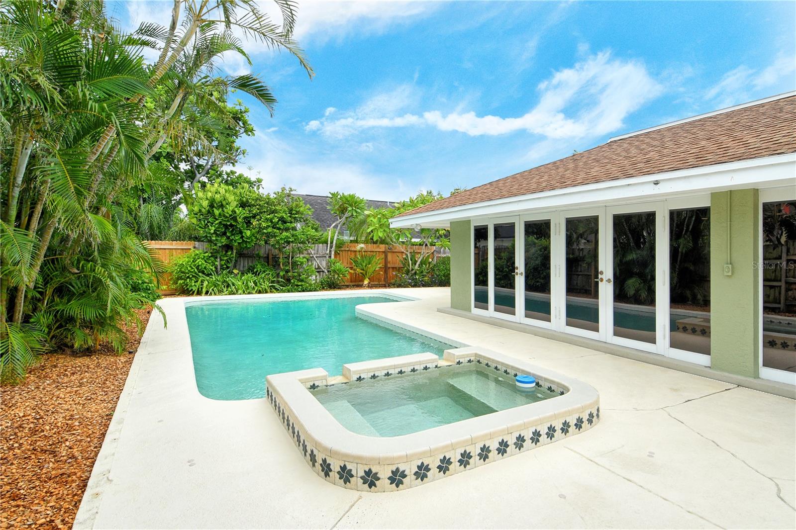 BELAIR BAYOU - Residential