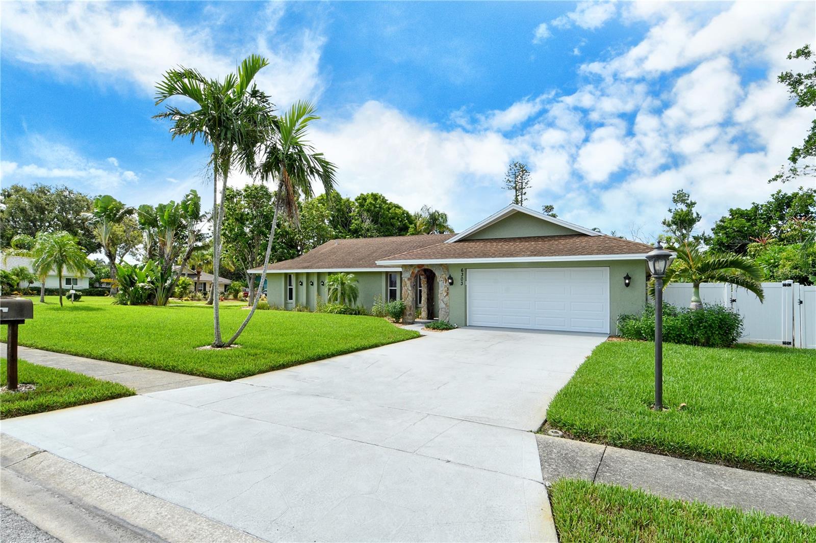 BELAIR BAYOU - Residential