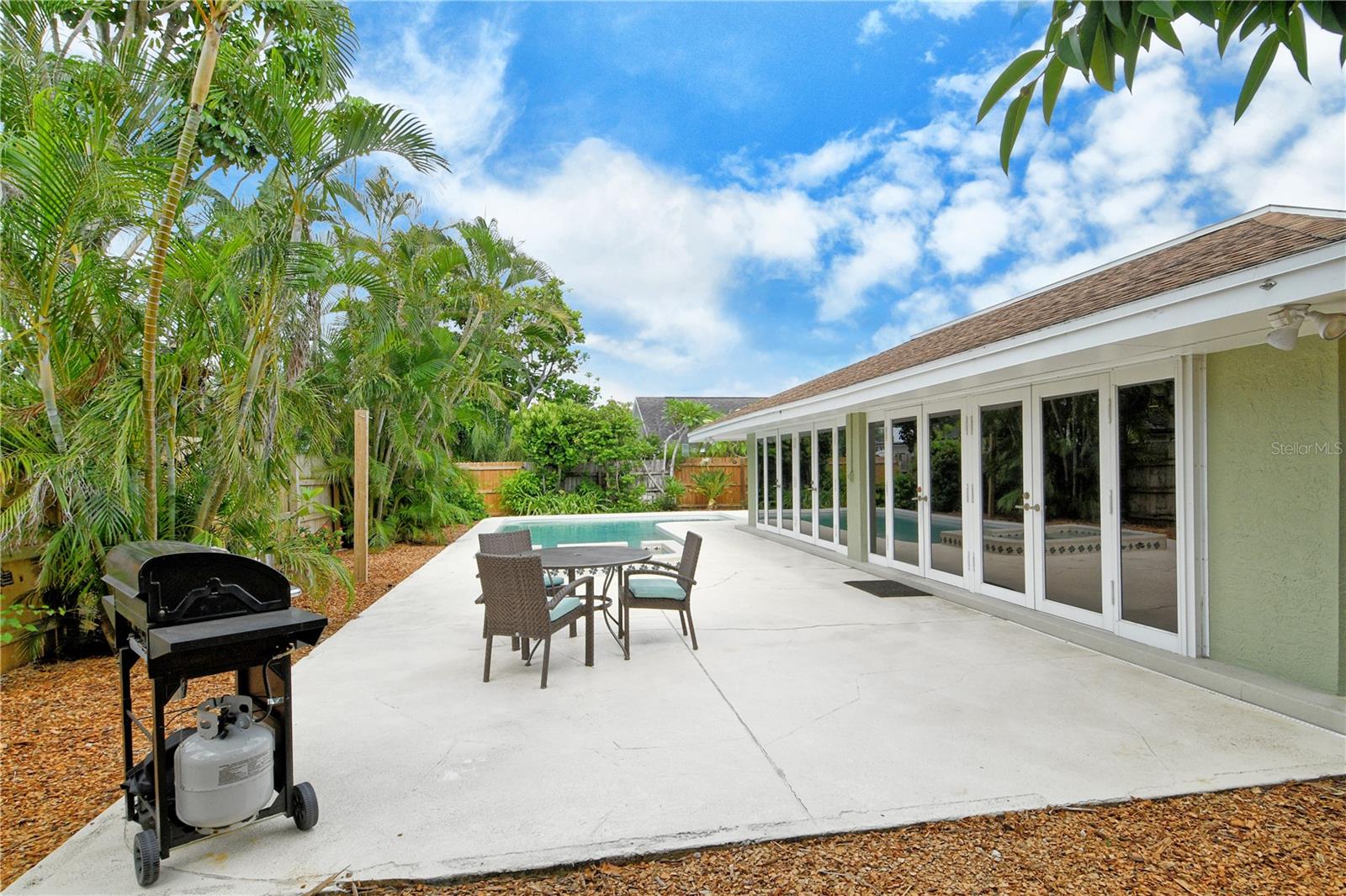 BELAIR BAYOU - Residential