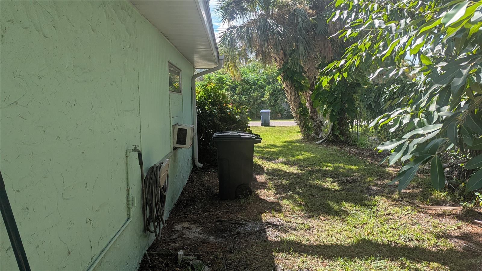 LONGS SUB OF LT 91 ENGLEWOOD - Residential Income