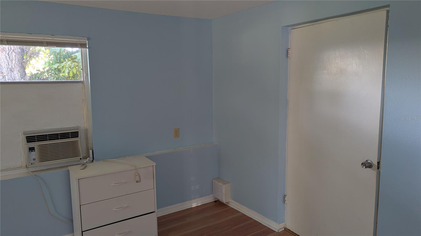 LONGS SUB OF LT 91 ENGLEWOOD - Residential Income