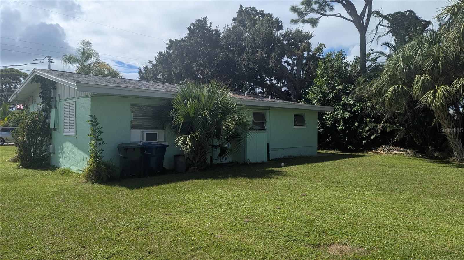 LONGS SUB OF LT 91 ENGLEWOOD - Residential Income