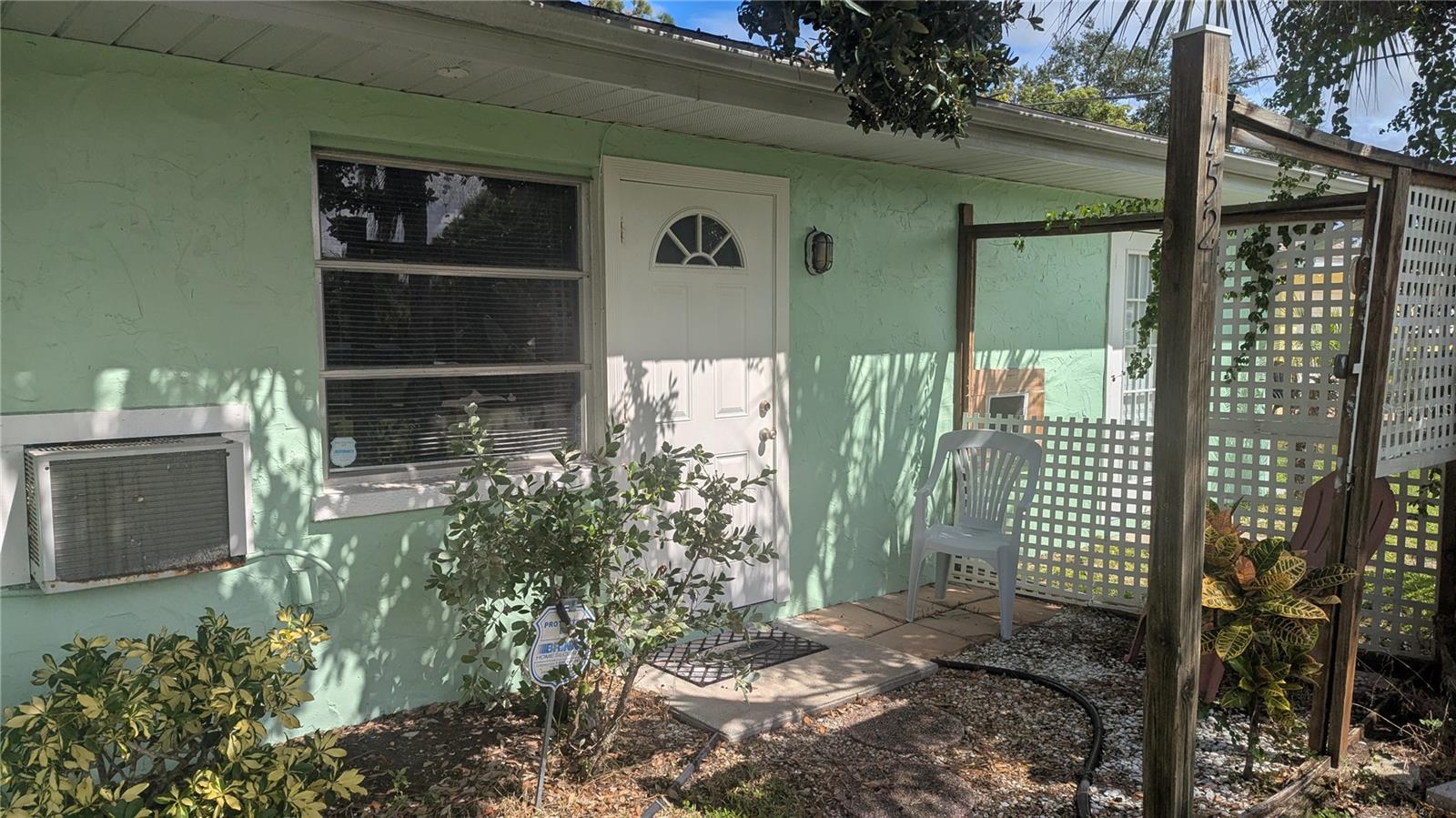 LONGS SUB OF LT 91 ENGLEWOOD - Residential Income