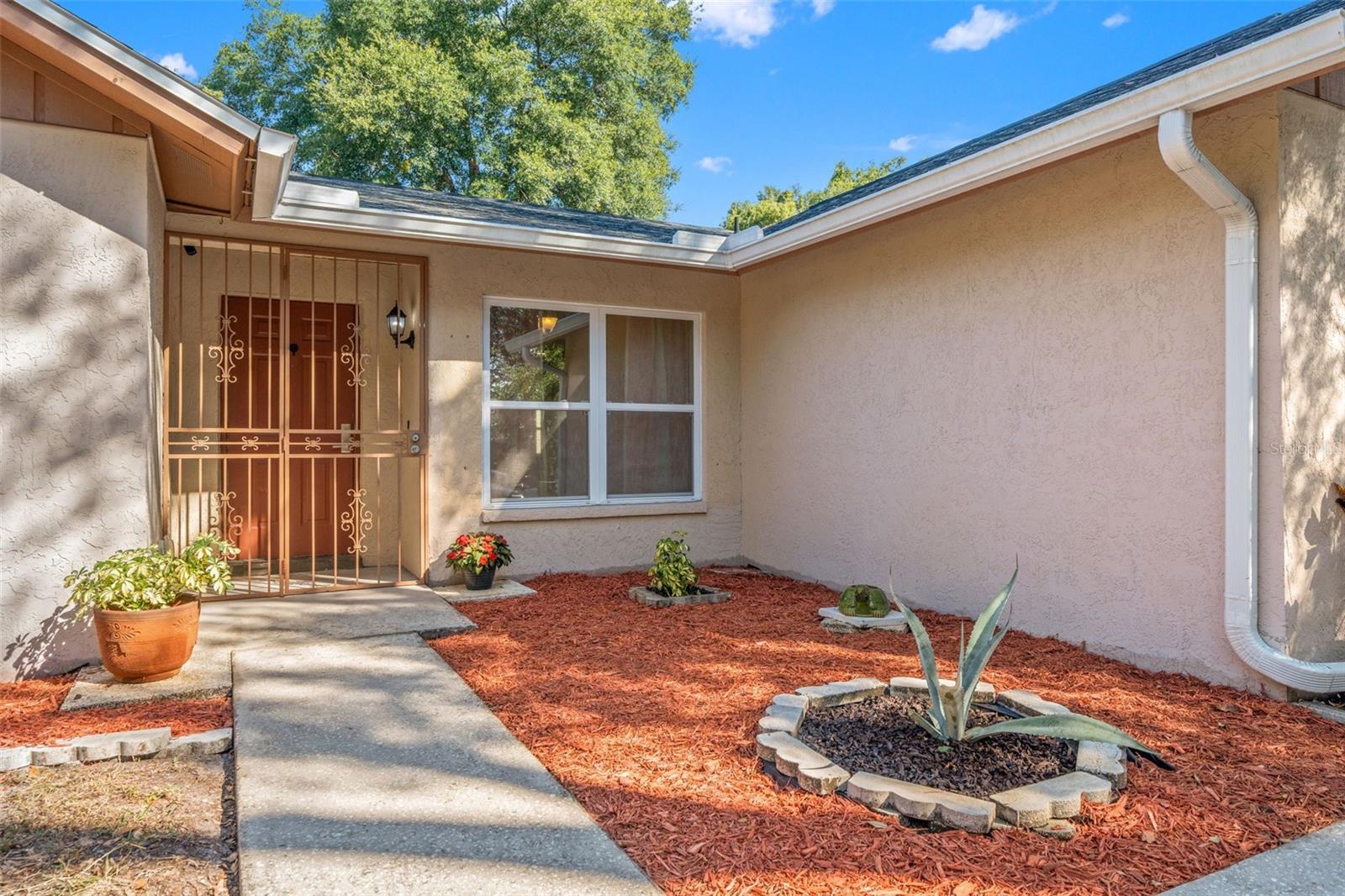 1025 W RAMBLA STREET