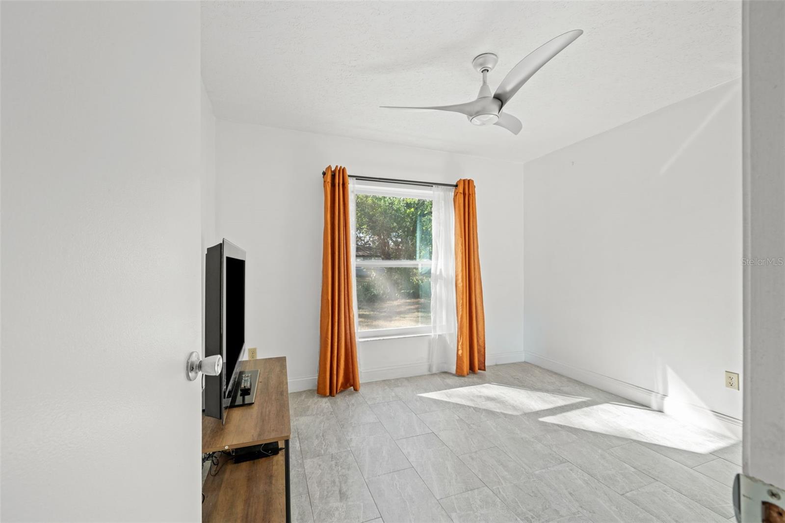 TAMPAS NORTH SIDE COUNTRY CLU - Residential