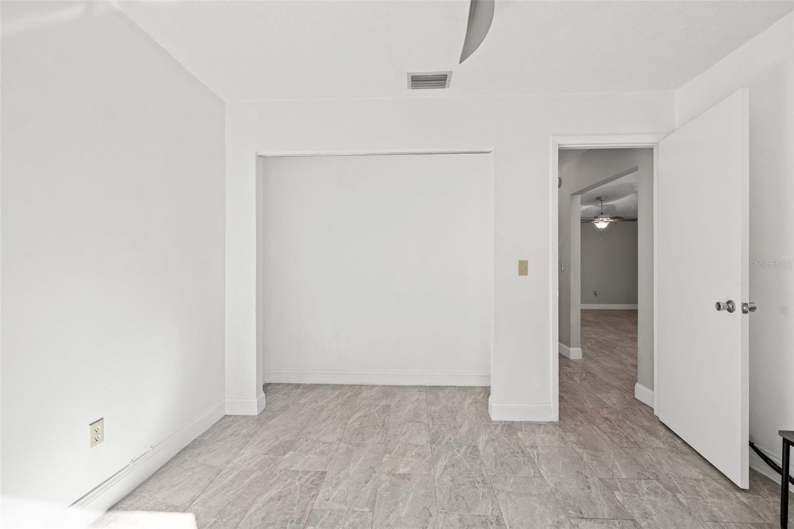 TAMPAS NORTH SIDE COUNTRY CLU - Residential