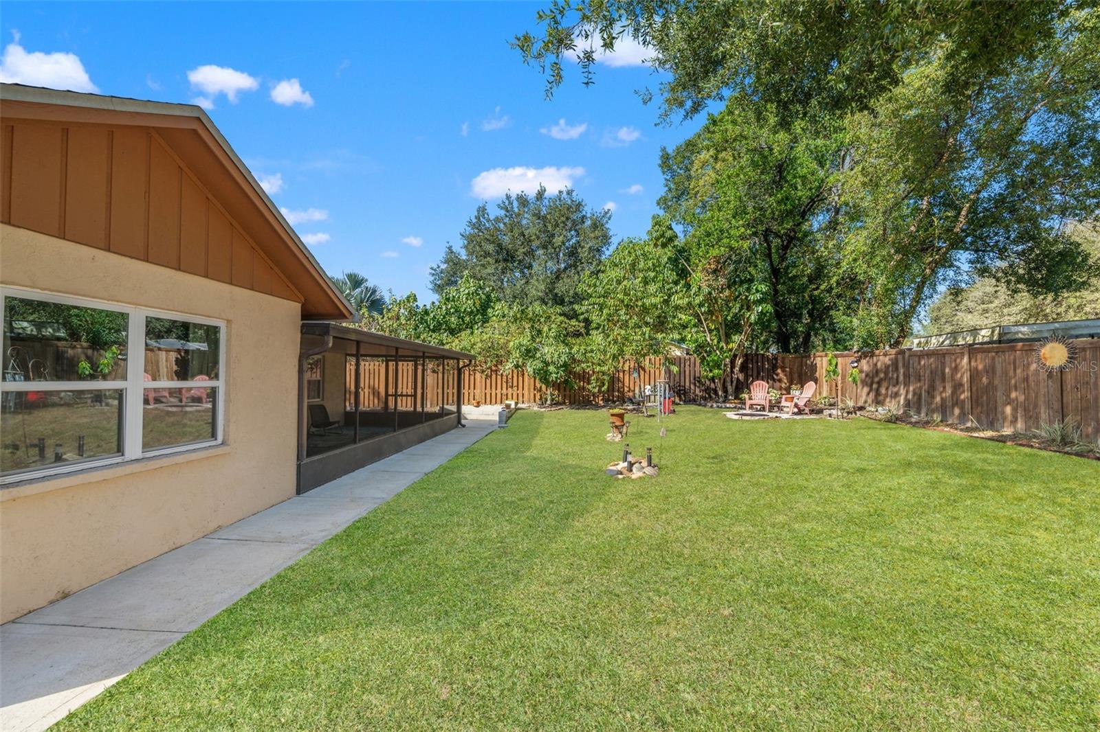 TAMPAS NORTH SIDE COUNTRY CLU - Residential